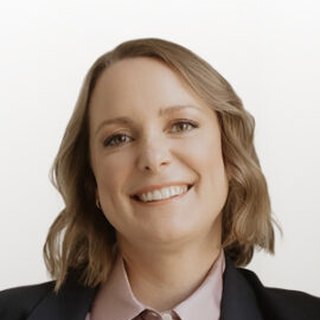 Maike Kipker – Mrs. Property